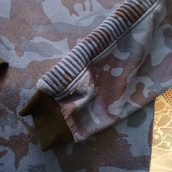 #051 Boys Blue Camo Hoodie Sweater By G-Net Size Large - Picture 12 of 15